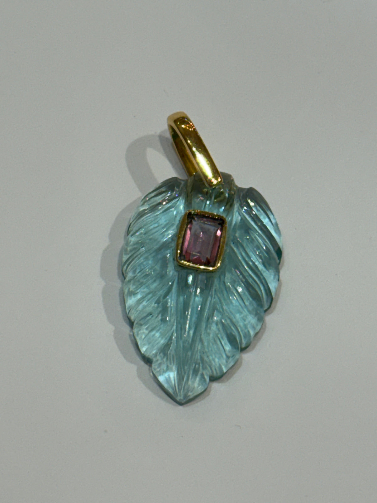 Plumita Pendant