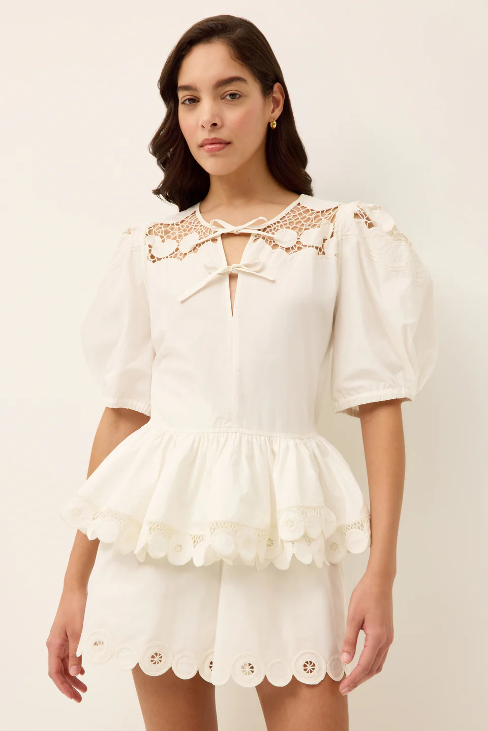 Lucille Top, Ivory