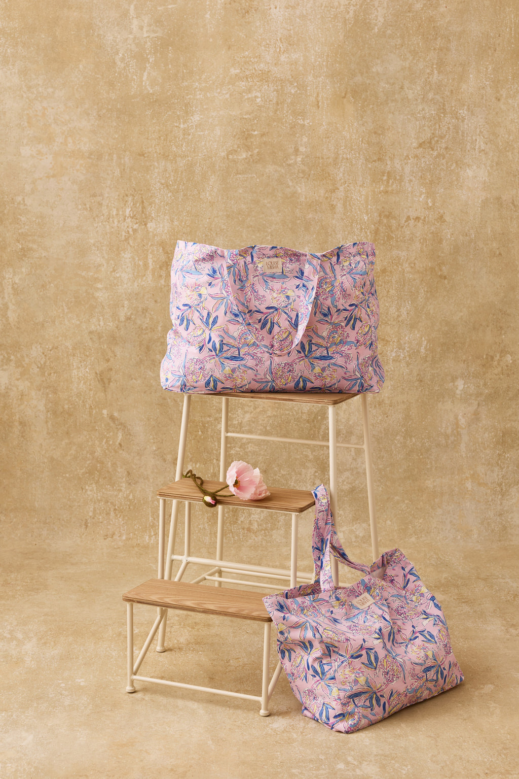 Beverly Tote Bag, Pink Lush Paradise