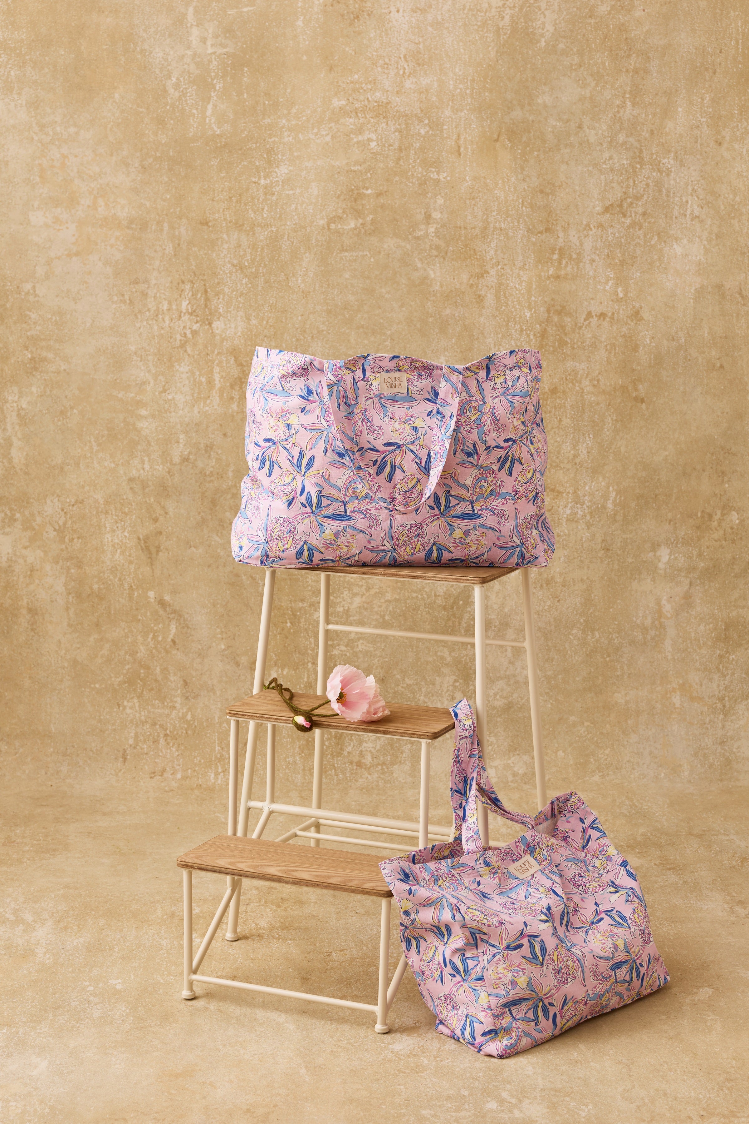 Beverly Tote Bag, Pink Lush Paradise
