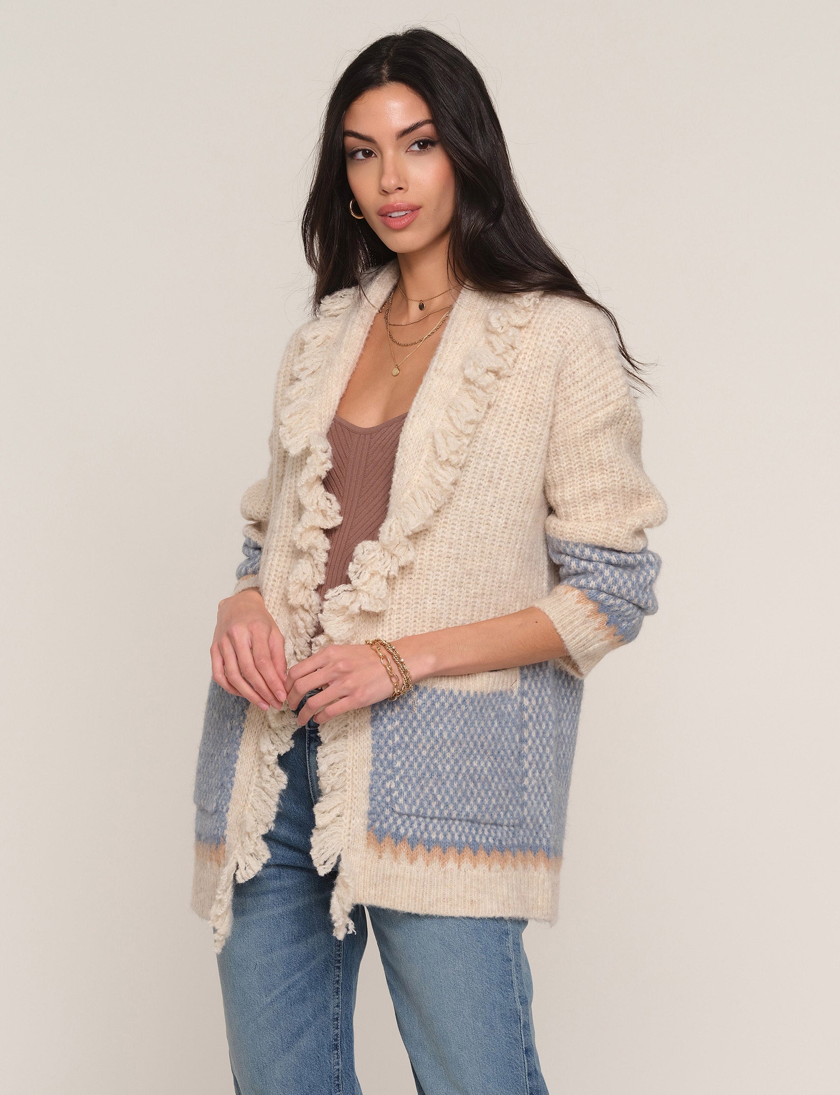 Delphine Cardi, Oat