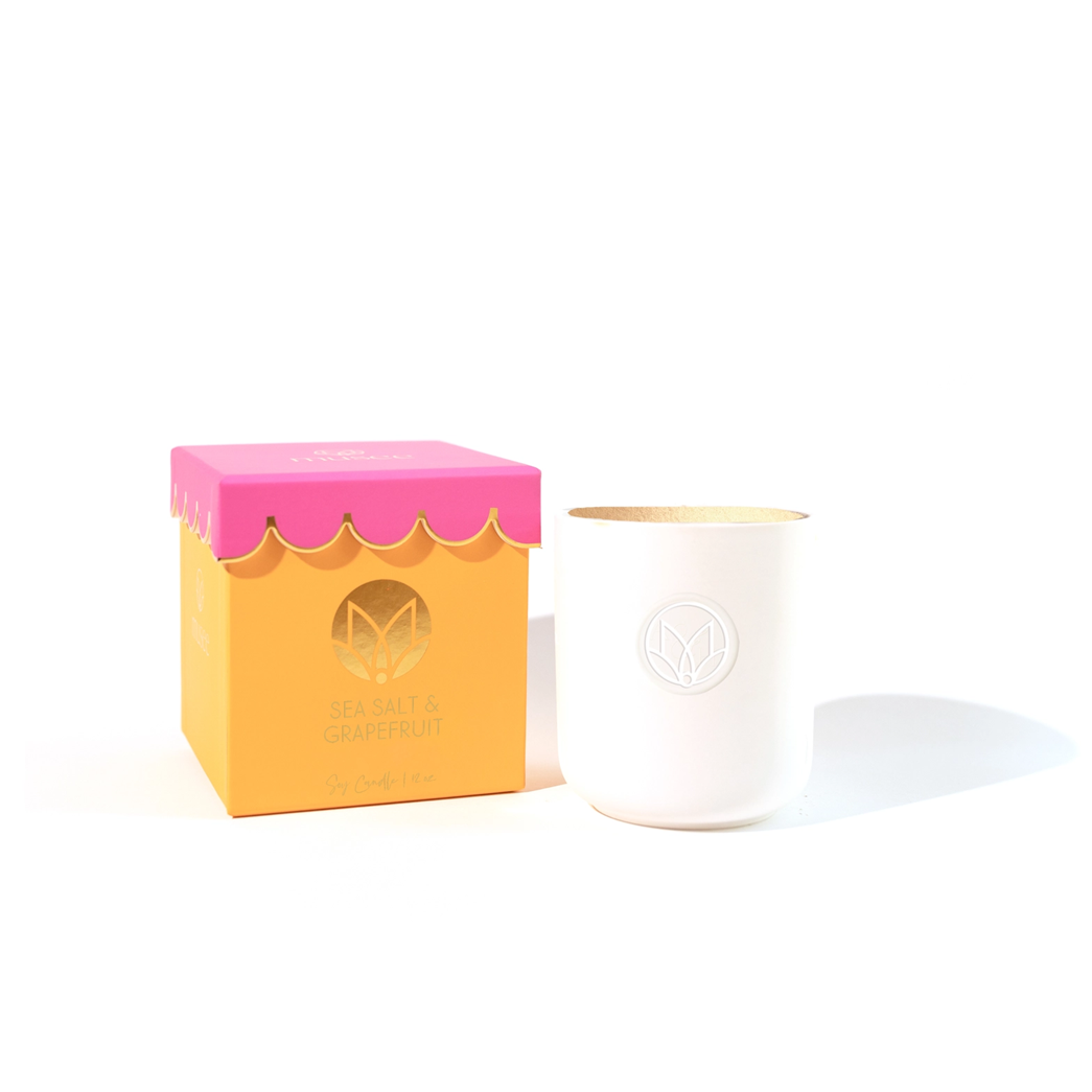 Scalloped Sea Salt & Grapefruit Soy Candle