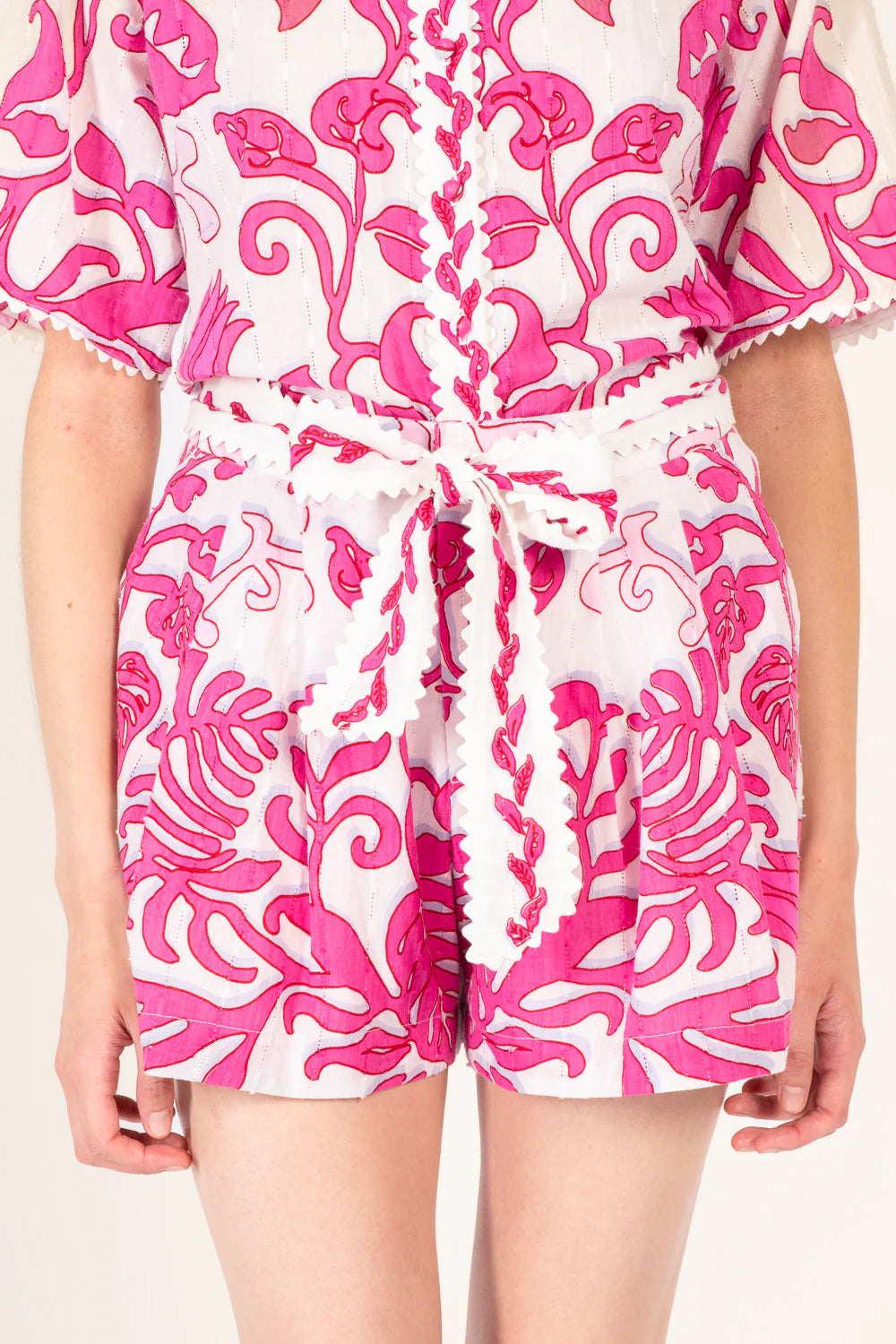 Chantal Shorts, White Pink Ritual