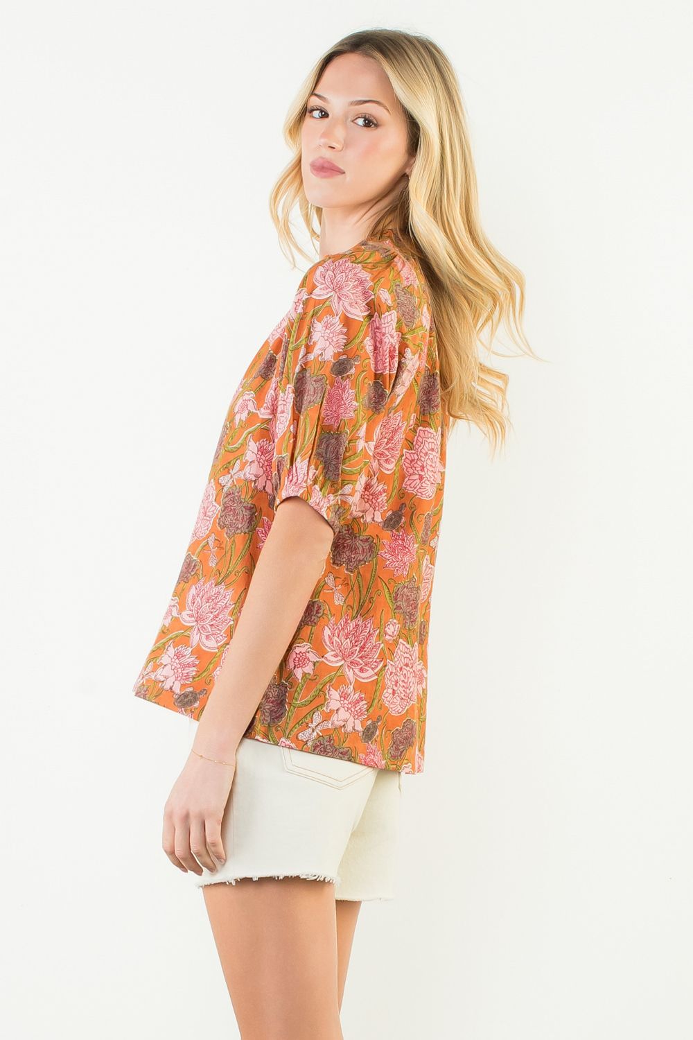 Short Sleeve Floral Pattern V-Neck Top
