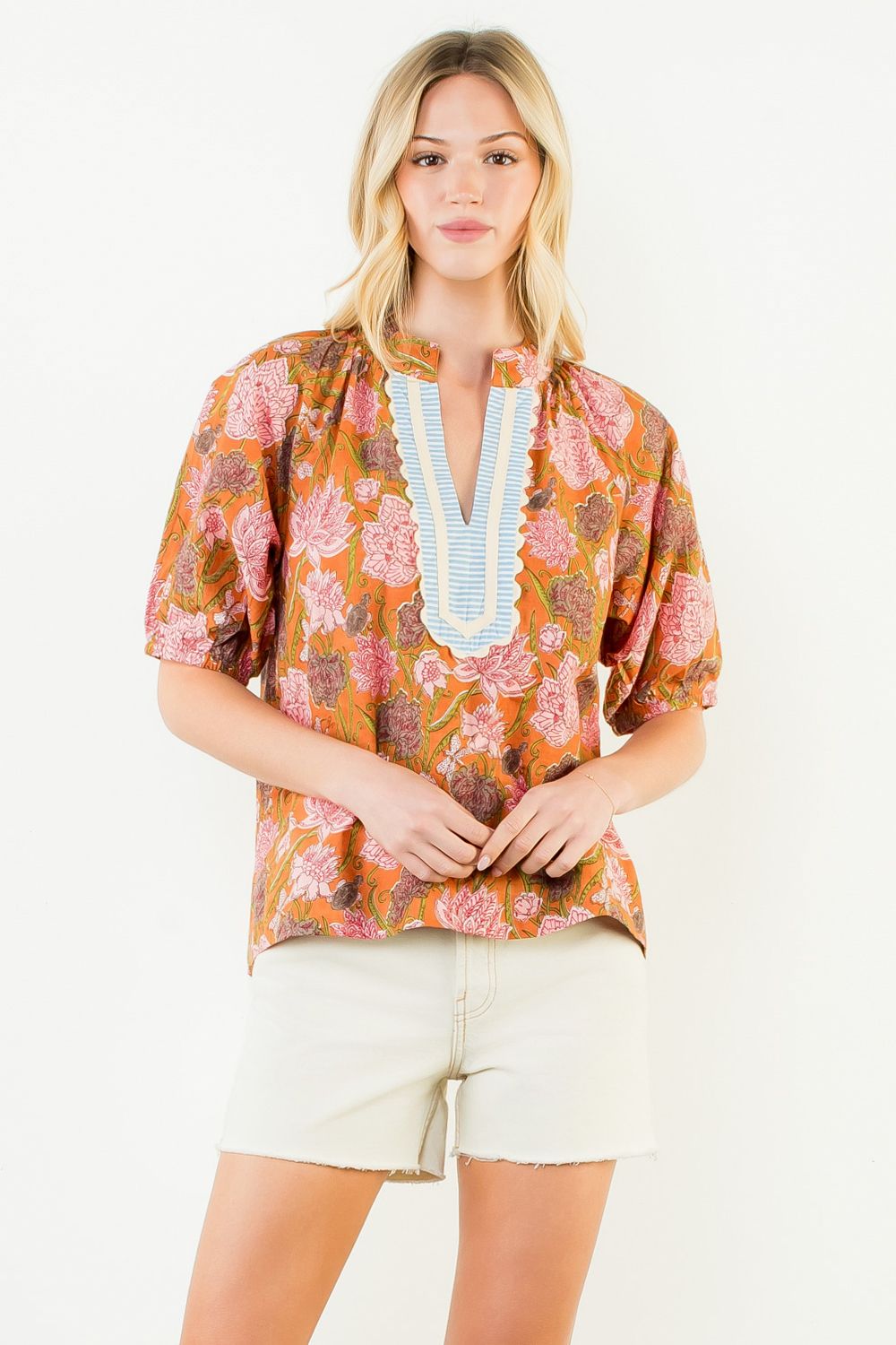 Short Sleeve Floral Pattern V-Neck Top