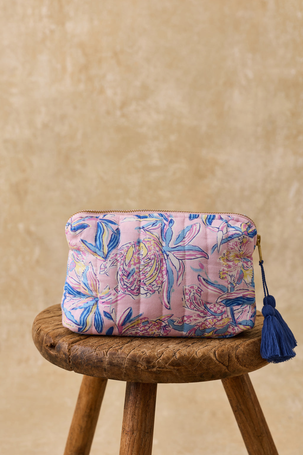 Teiki Pouch, Blue Hibiscus/Pink Lush