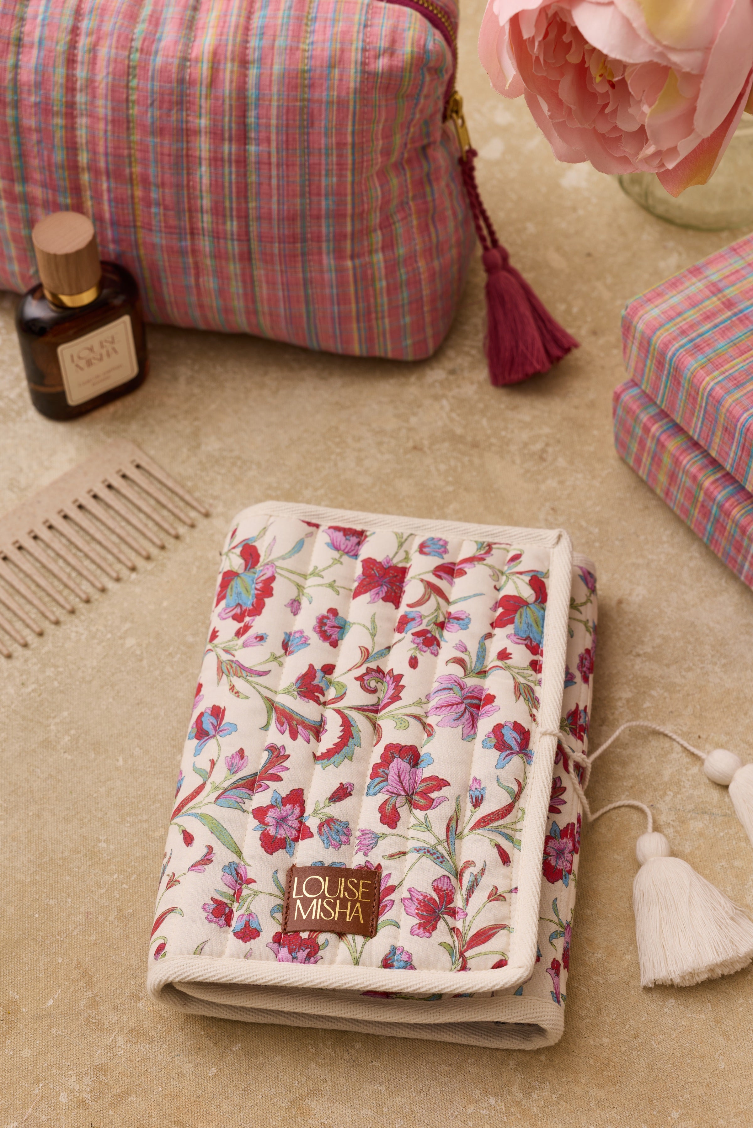Teila Make Up Pouch, Cream Floral Haven