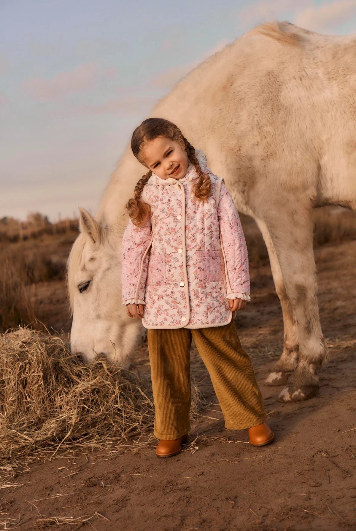 Tender Coat, Carnation Vale Cream
