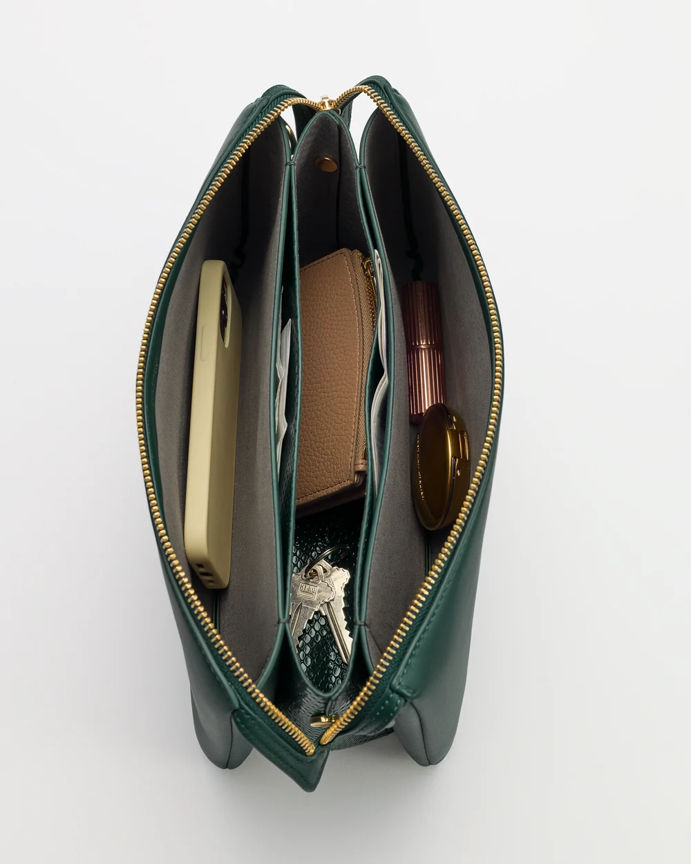 Tria Clutch, Forest